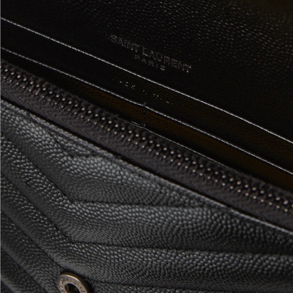 YSL Monogram Small Wallet on Chain in Grained Leather - Picture 5 of 6